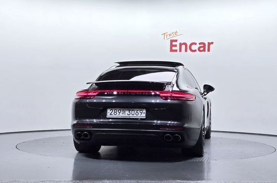 Porsche Panamera 2.9 AWD E-Hybrid — пробег 124 293 км — фото 4 из 5