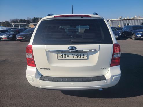 Kia Carnival Grand Carnival GLX Luxury — пробег 121 000 км — фото 4 из 5