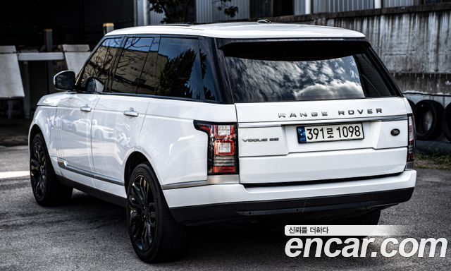 Land Rover Range Rover 3.0 TDV6 Vogue SE DIESEL — пробег 256 100 км — фото 4 из 5