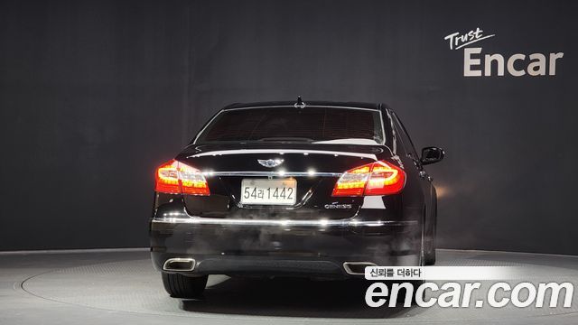 Hyundai Genesis 3.8 Exported — пробег 154 061 км — фото 4 из 5