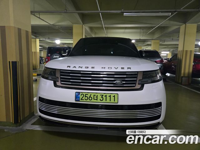 Land Rover Range Rover P615 SV LWB — пробег 9 000 км — фото 1 из 5