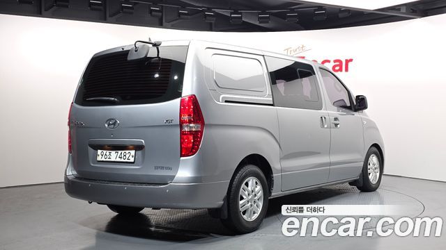 Hyundai Starex 5-Seater VAN Smart — пробег 147 456 км — фото 2 из 5