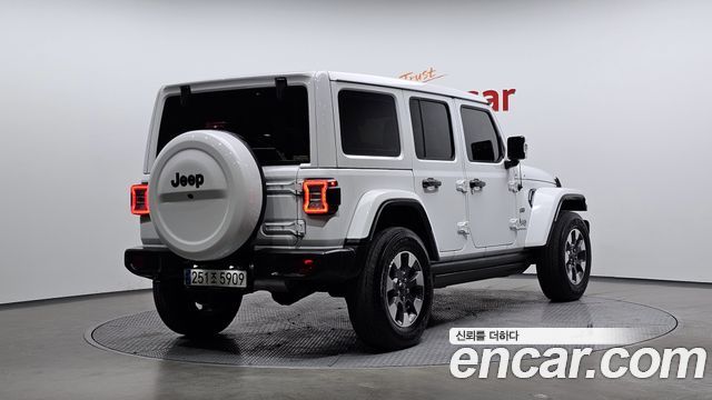 Jeep Wrangler 2.0 Overland Power Top 4Door — пробег 47 869 км — фото 2 из 5