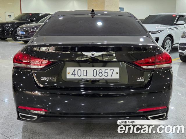 Hyundai Genesis из Кореи Encar