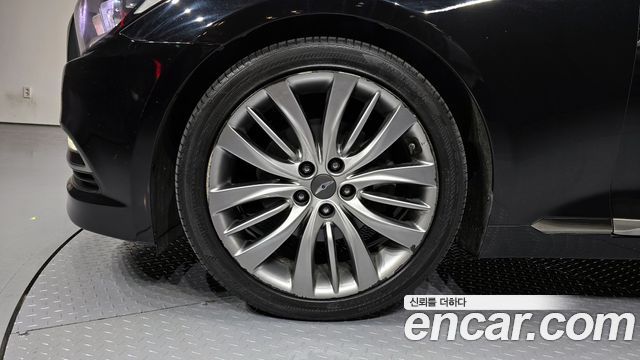 Hyundai Genesis из Кореи Encar