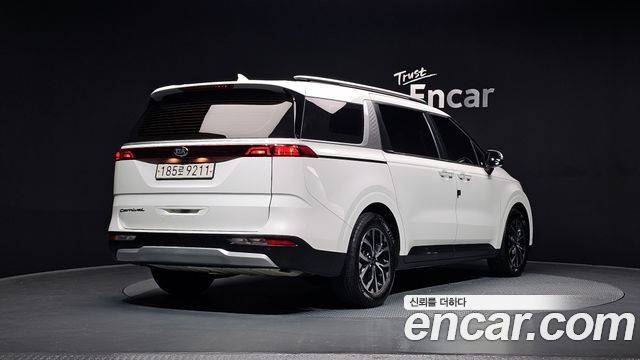Kia Carnival 9-Seater Prestige — пробег 88 729 км — фото 2 из 5