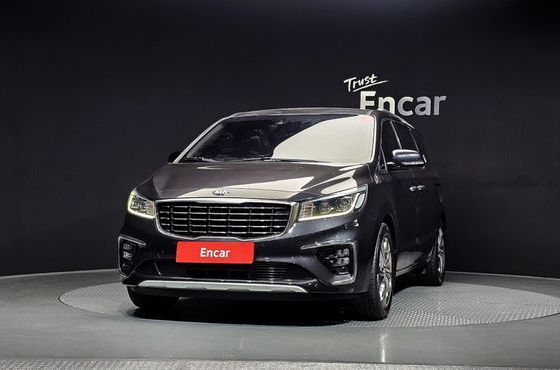Kia Carnival 9-Seater Prstige — пробег 140 821 км — фото 3 из 5