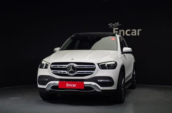 Mercedes-Benz GLE-Class GLE300d 4MATIC — пробег 99 007 км — фото 3 из 5