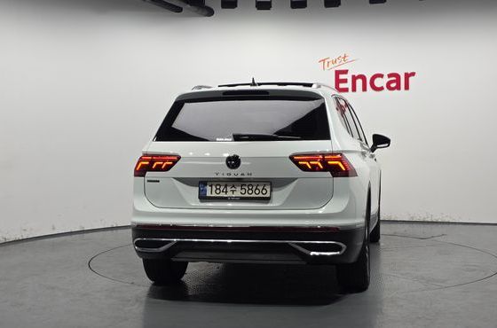 Volkswagen Tiguan 2.0 TSI Prestige — пробег 55 849 км — фото 4 из 5