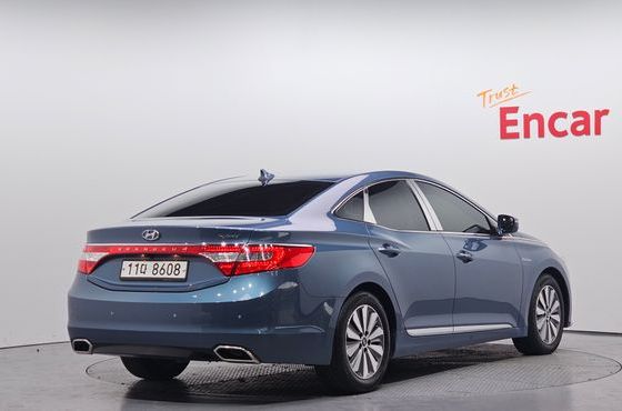 Hyundai Grandeur Premium — пробег 126 617 км — фото 2 из 5
