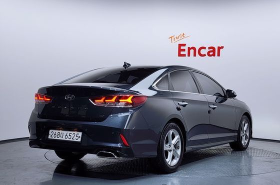 Hyundai Sonata 2.0 Smart — пробег 43 499 км — фото 2 из 5