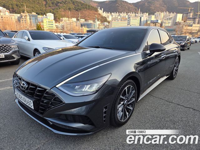 Hyundai Sonata 1.6 Turbo Premium Plus — пробег 80 000 км — фото 1 из 5