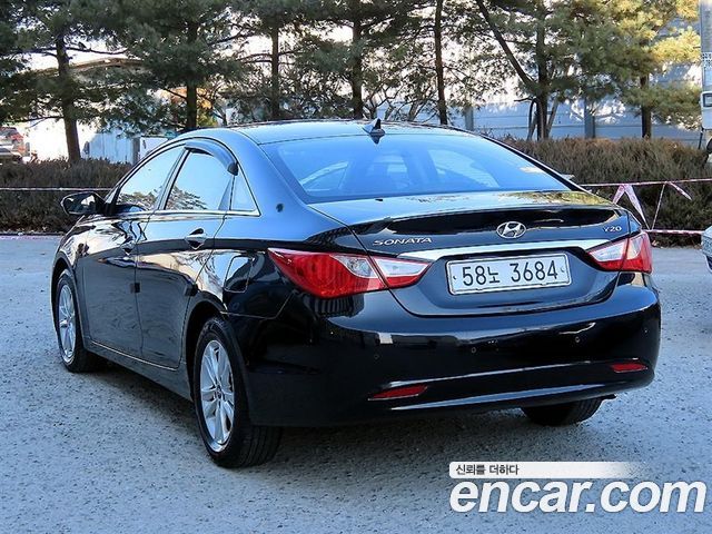 Hyundai Sonata LPi Top — пробег 144 096 км — фото 3 из 5