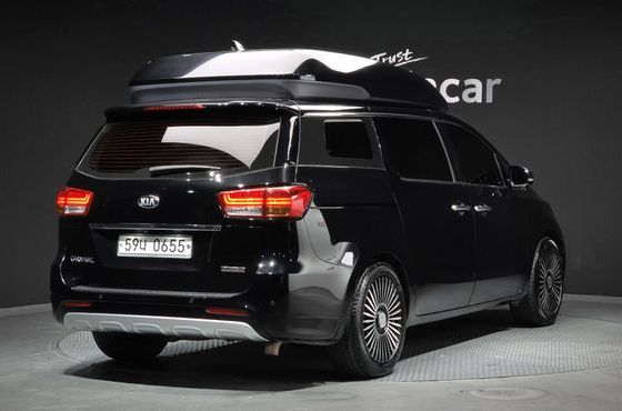 Kia Carnival Gasoline 7-seater Hi-Limousine President — пробег 168 339 км — фото 2 из 5