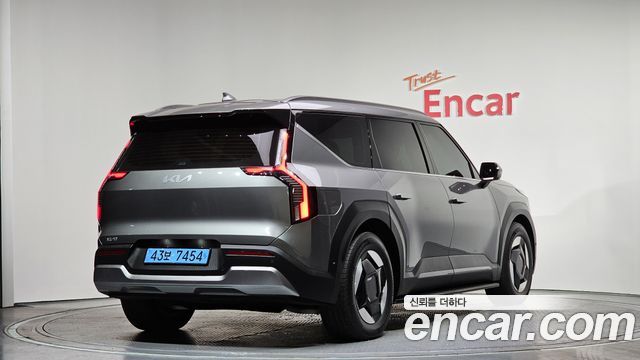 Kia EV9 из Кореи Encar