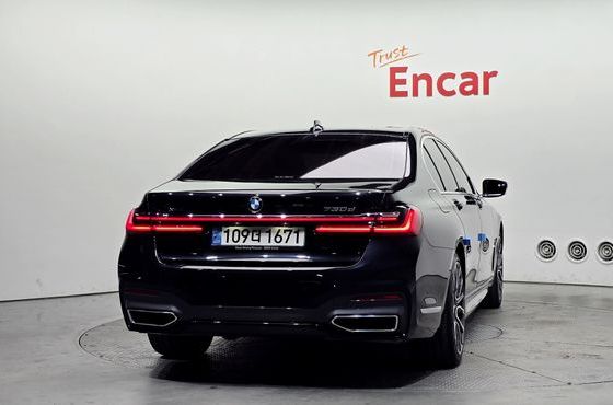 BMW 7-Series 730d xDrive M Sport — пробег 120 179 км — фото 4 из 5