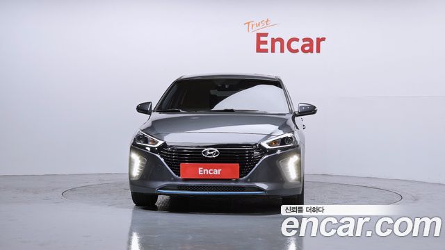 Hyundai Ioniq Q — пробег 177 294 км — фото 3 из 5