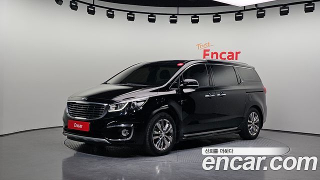 Kia Carnival 7-seater Limousine VIP — пробег 136 383 км — фото 1 из 5