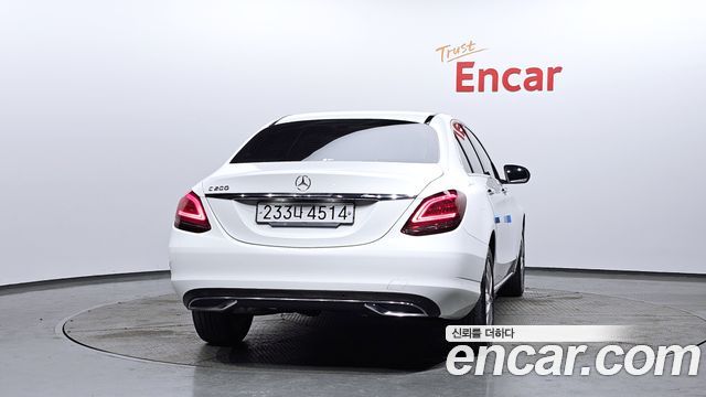 Mercedes-Benz C-Class из Кореи Encar
