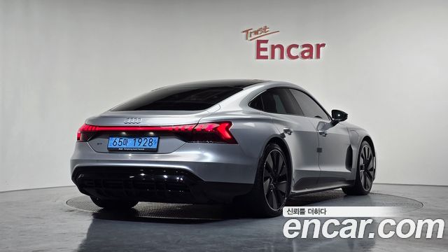 Audi e-tron GT из Кореи Encar