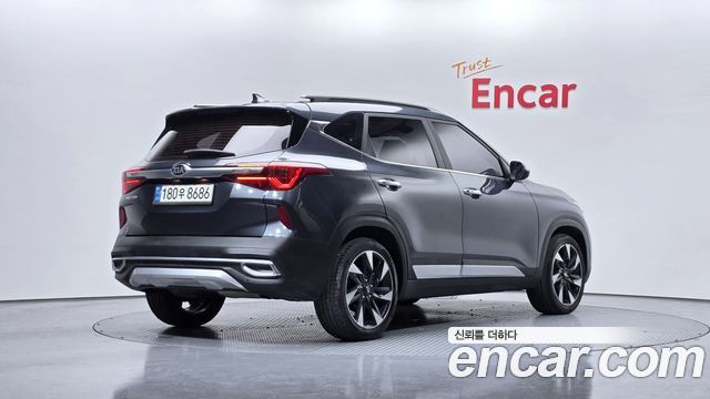 Kia Seltos из Кореи Encar