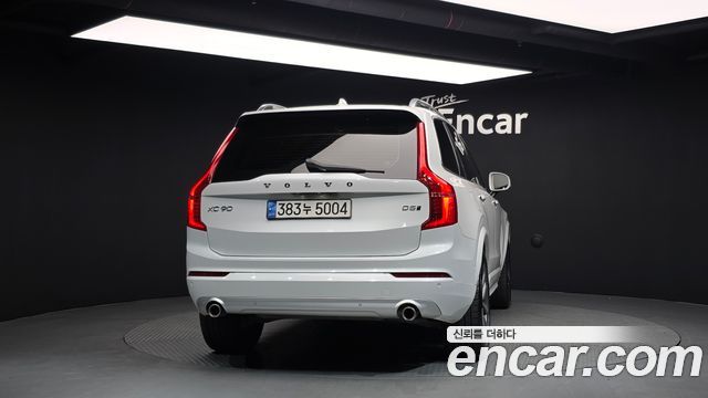 Volvo XC90 D5 Momentum — пробег 152 862 км — фото 4 из 5
