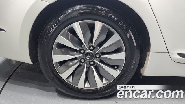 Kia K7 из Кореи Encar