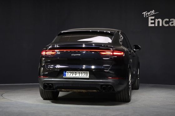 Porsche Cayenne 3.0 COUPE PLATINUM EDITION — пробег 56 045 км — фото 4 из 5