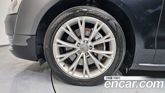 Audi A8 из Кореи Encar