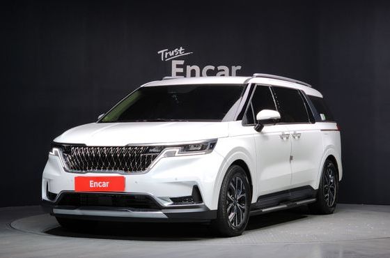 Kia Carnival 9-Seater Signature — пробег 108 717 км — фото 1 из 5