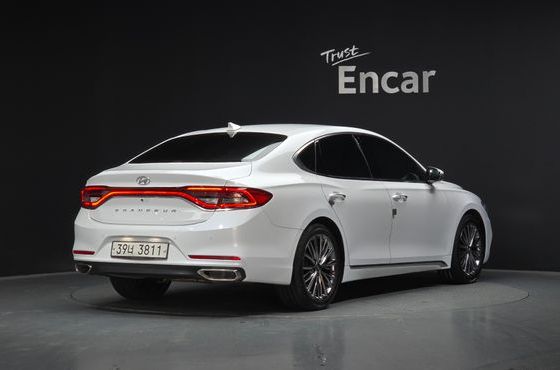 Hyundai Grandeur 2.4 Premium Special — пробег 47 156 км — фото 2 из 5