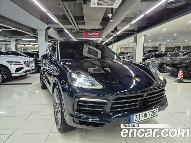 Porsche Cayenne 3.0 E-HYBRID PLATINUM EDITION — пробег 37 878 км — фото 1 из 5