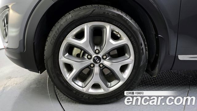 Kia Sorento Diesel 2.0 2WD Prestige — пробег 122 896 км — фото 5 из 5