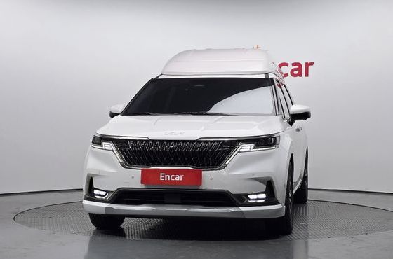 Kia Carnival Diesel 7-Seater Hi-Limousine Signature — пробег 58 289 км — фото 3 из 5