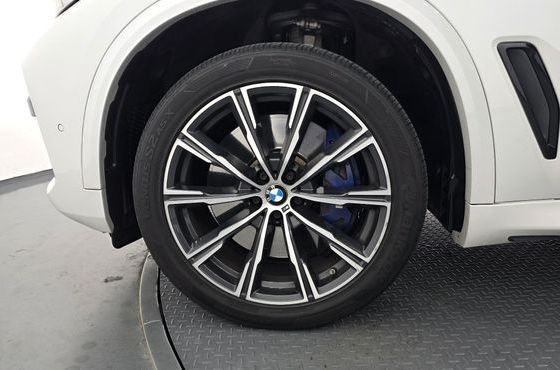 BMW X5 xDrive 30d M Sport — пробег 86 742 км — фото 5 из 5