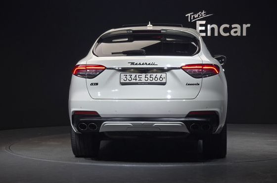 Maserati Levante 3.8 GTS AWD — пробег 67 465 км — фото 4 из 5