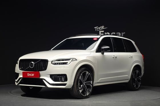 Volvo XC90 T8 R-Design Hybrid — пробег 100 027 км — фото 1 из 5