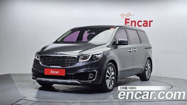 Kia Carnival 9-seater Luxury — пробег 82 651 км — фото 1 из 5