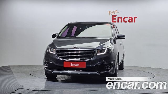 Kia Carnival 9-seater Luxury — пробег 82 651 км — фото 3 из 5