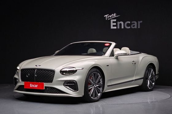 Bentley Continental 4.0 GTC Speed — пробег 2 931 км — фото 1 из 5