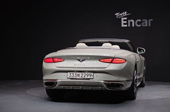 Bentley Continental 4.0 GTC Speed — пробег 2 931 км — фото 4 из 5