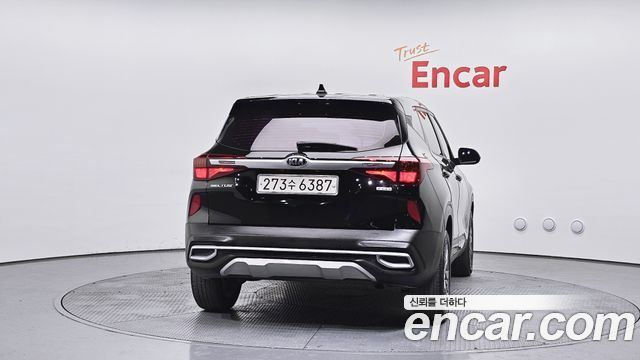 Kia Seltos из Кореи Encar