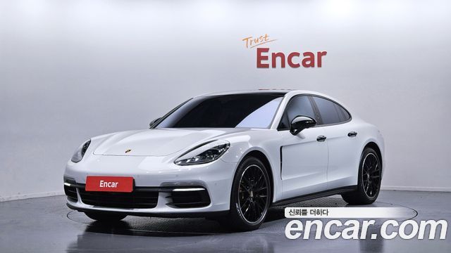 Porsche Panamera 3.0 AWD — пробег 79 289 км — фото 1 из 5
