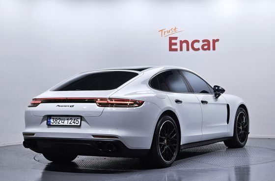 Porsche Panamera 3.0 AWD — пробег 79 289 км — фото 2 из 5