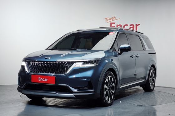 Kia Carnival 9-Seater Signature — пробег 133 556 км — фото 1 из 5