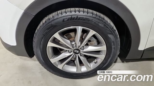 Hyundai Santafe Diesel(e-VGT) 2.0 2WD Premium — пробег 188 000 км — фото 5 из 5