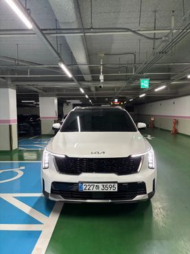 Kia Sorento HEV 1.6 2WD Noblesse — пробег 3 600 км — фото 1 из 5