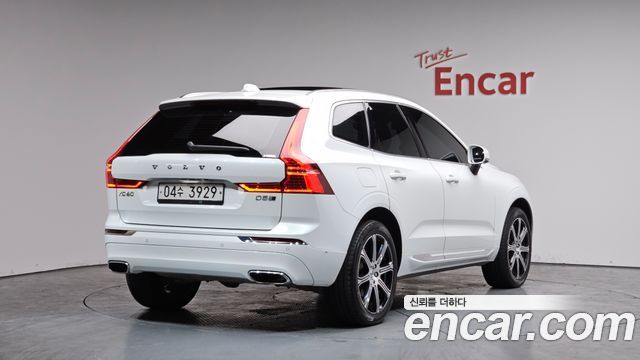Volvo XC60 D5 Inscription — пробег 60 185 км — фото 2 из 5