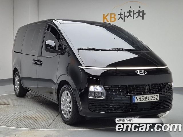 Hyundai Staria Cargo 5-Seater Modern — пробег 13 049 км — фото 4 из 5