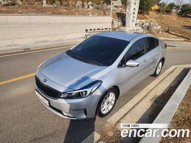 Kia K3 из Кореи Encar